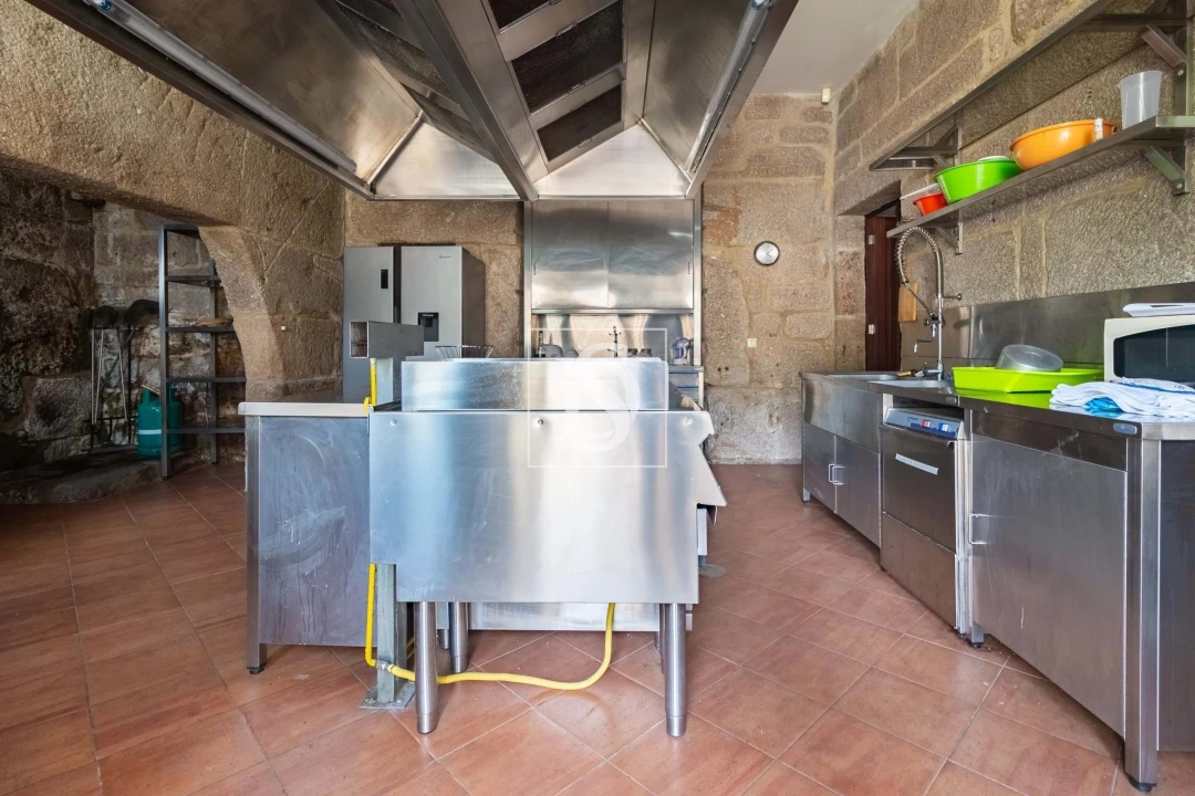 Quinta T10 para Venda em Alhões, Bustelo, Gralheira e Ramires Foto 31