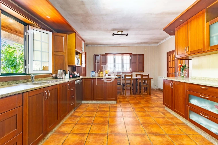 Moradia T5 para Venda em Anreade e São Romão de Aregos Foto 3