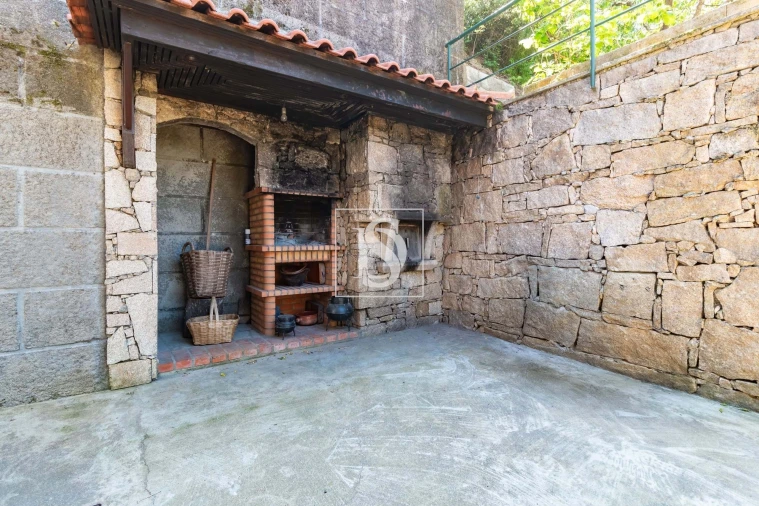 Moradia T5 para Venda em Anreade e São Romão de Aregos Foto 19