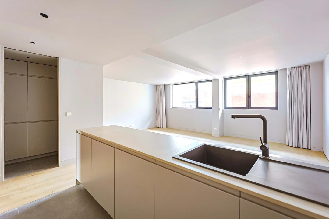 Apartamento T2 para Venda em Ajuda Foto 12