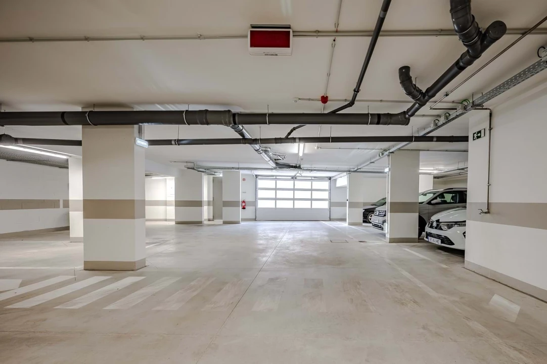 Apartamento T3 para Venda em Seixal Foto 34