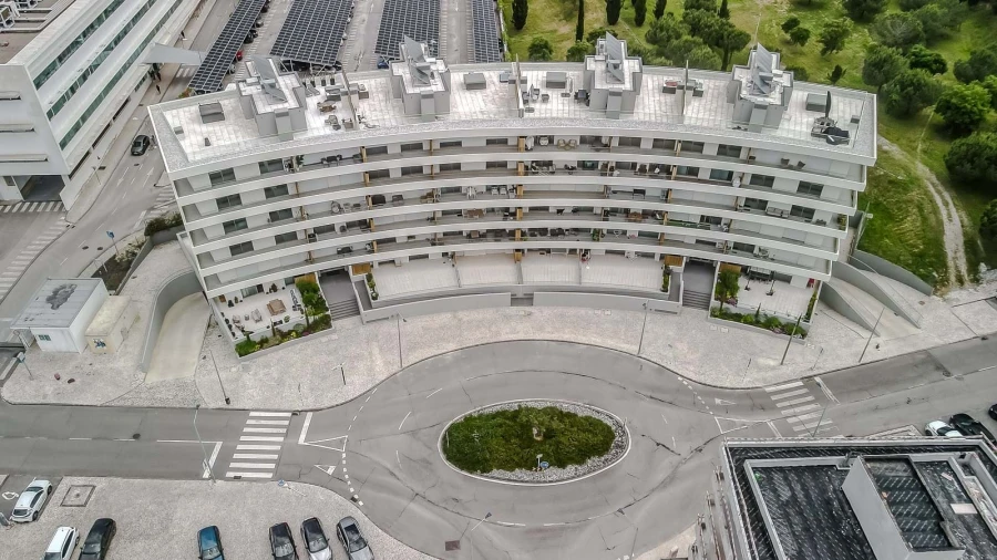 Apartamento T3 para Venda em Seixal Foto 2