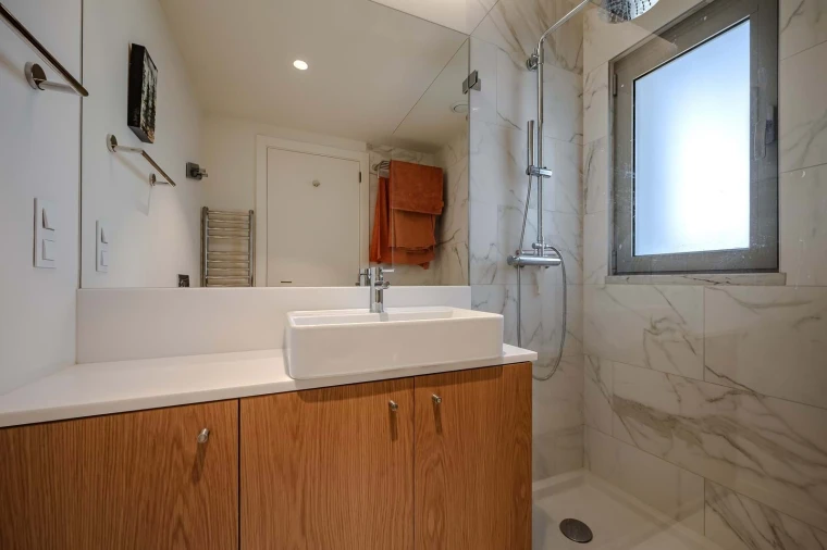 Apartamento T3 para Venda em Seixal Foto 31