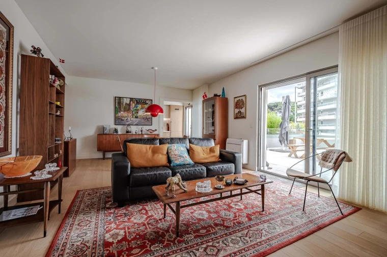 Apartamento T3 para Venda em Seixal Foto 16