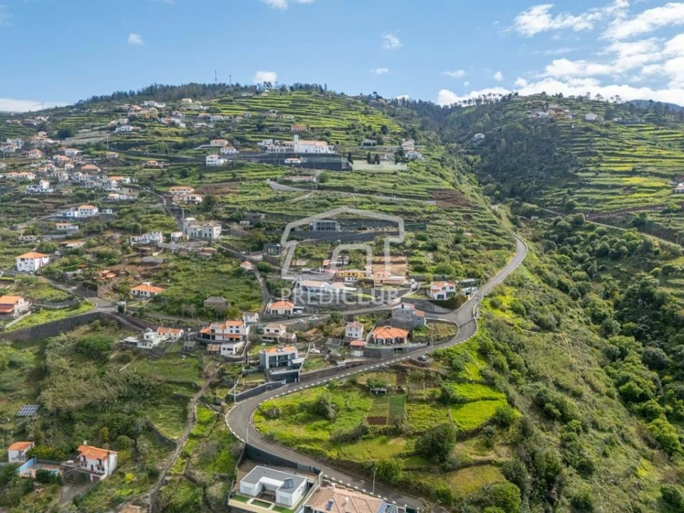 Terreno para Venda em Fajã da Ovelha Foto 18