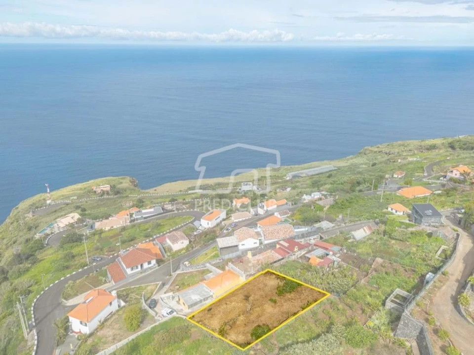 Terreno para Venda em Fajã da Ovelha Foto 13