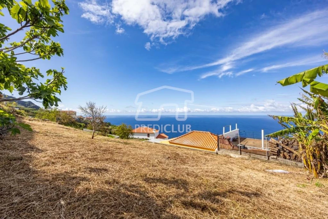 Terreno para Venda em Fajã da Ovelha Foto 4
