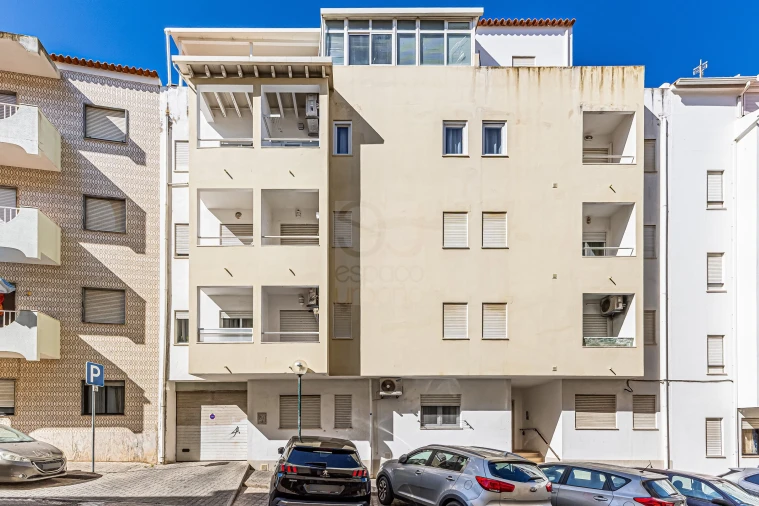 Apartamento T2 para Venda em Armação de Pera Foto 4