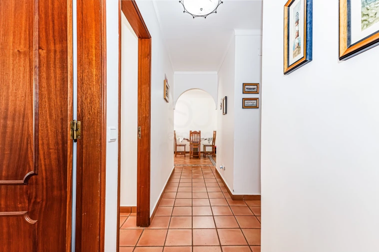 Apartamento T2 para Venda em Armação de Pera Foto 5