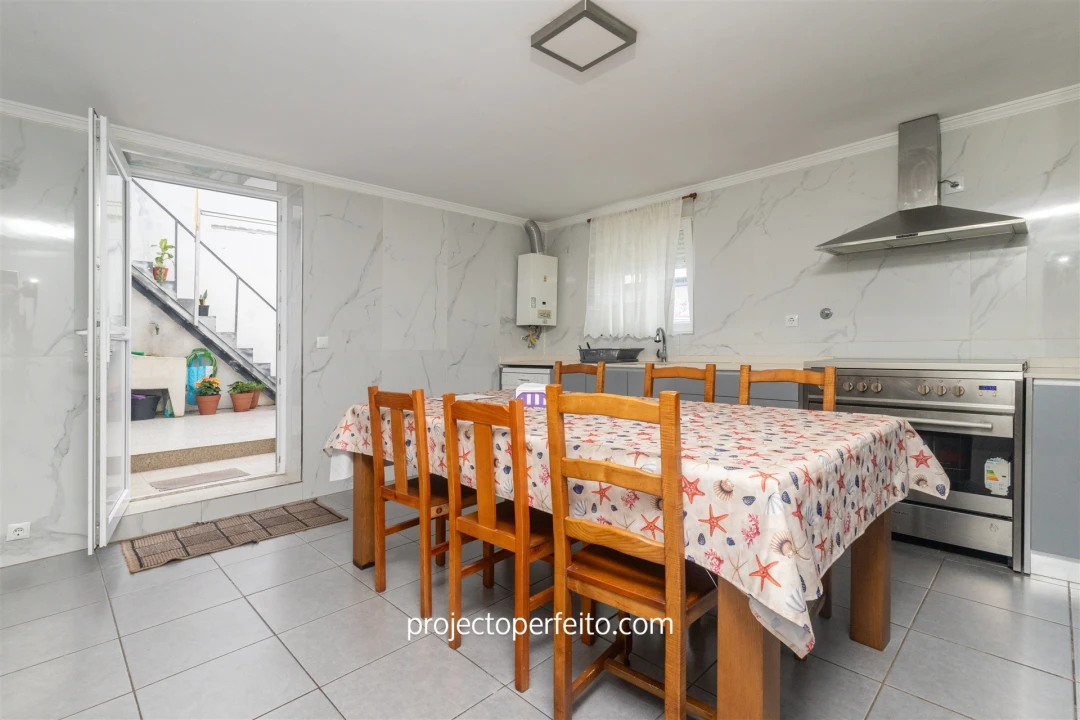 Moradia T3 para Venda em Esmoriz Foto 5