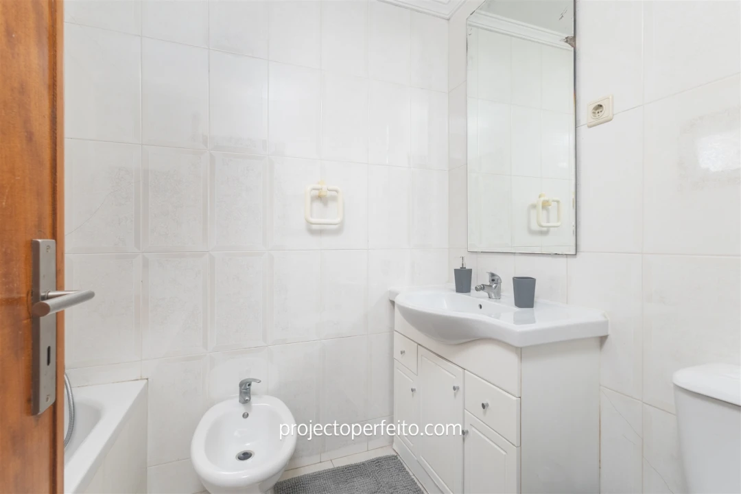 Moradia T3 para Venda em Esmoriz Foto 13