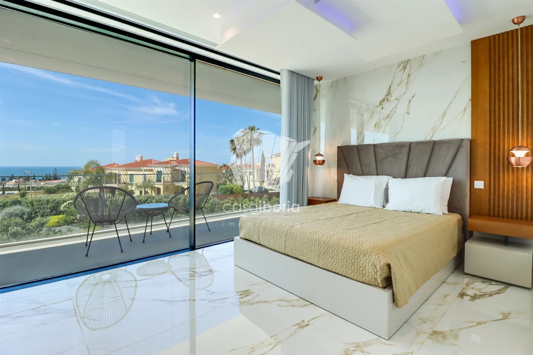 Moradia T5 para Venda em Porches Foto 15