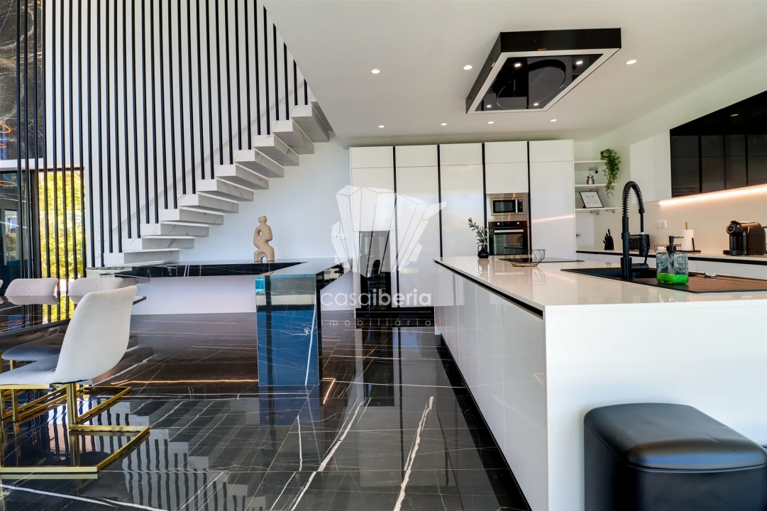 Moradia T5 para Venda em Porches Foto 10