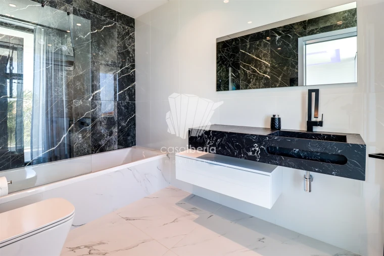 Moradia T5 para Venda em Porches Foto 29