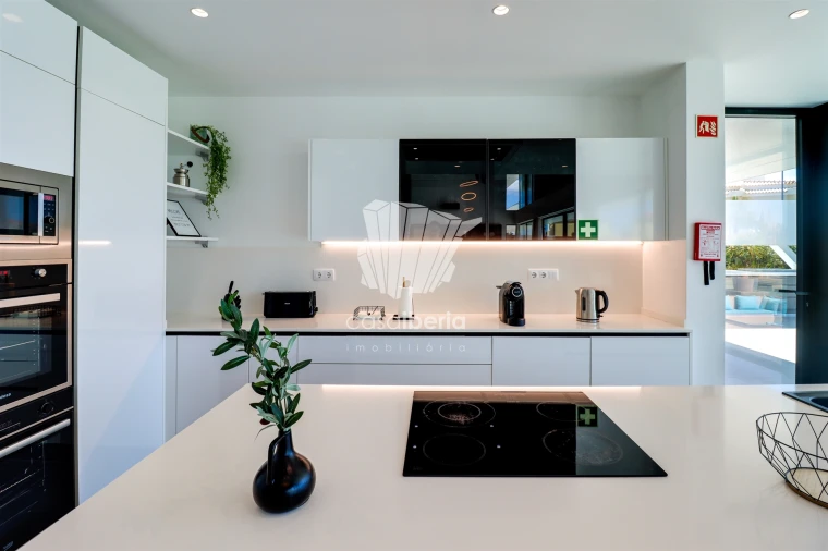 Moradia T5 para Venda em Porches Foto 12