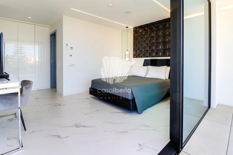 Moradia T5 para Venda em Porches Foto 27