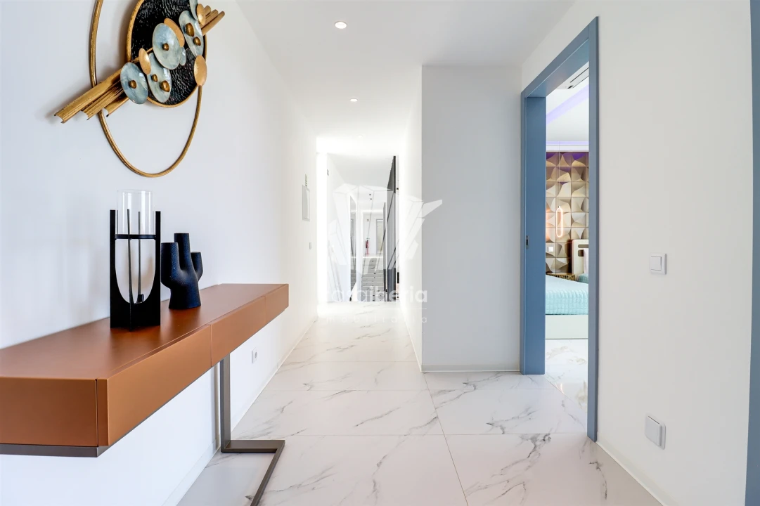 Moradia T5 para Venda em Porches Foto 20