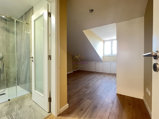 Apartamento T2 para Venda em Massamá e Monte Abraão Foto 4