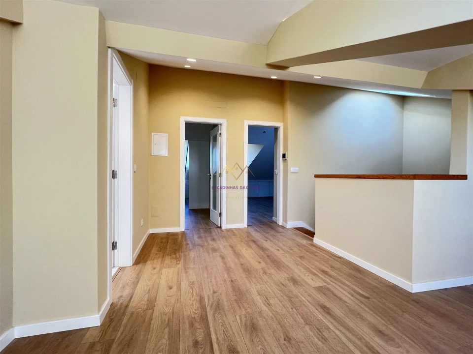 Apartamento T2 para Venda em Massamá e Monte Abraão Foto 11