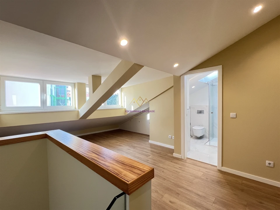 Apartamento T2 para Venda em Massamá e Monte Abraão Foto 12