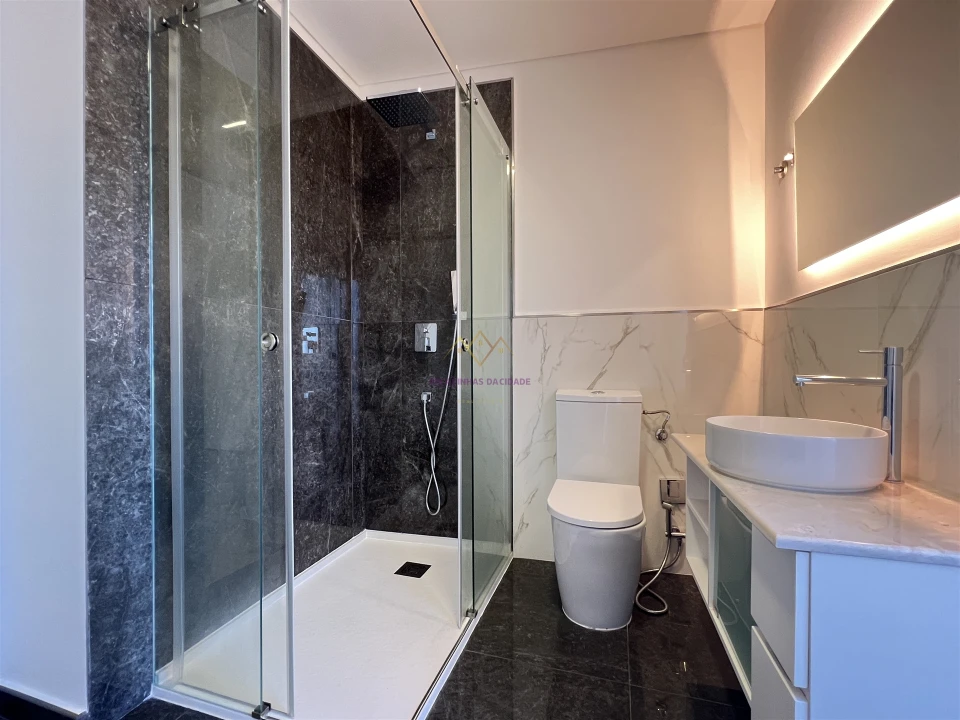 Apartamento T2 para Venda em Massamá e Monte Abraão Foto 5