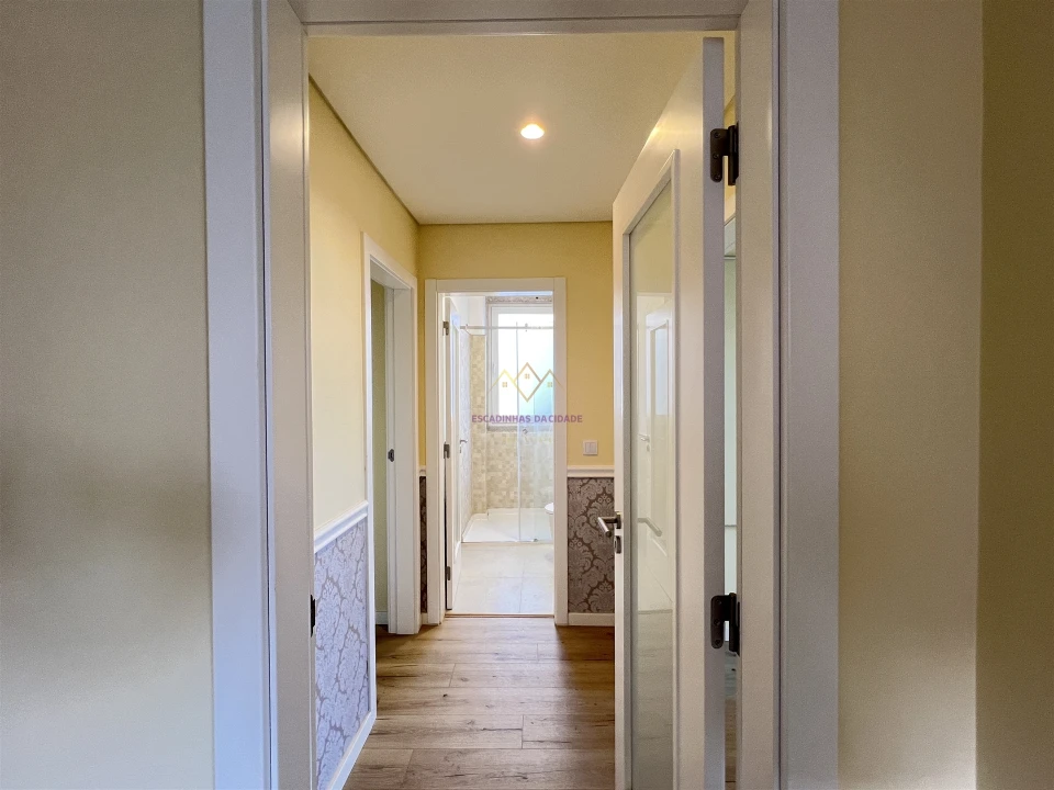 Apartamento T2 para Venda em Massamá e Monte Abraão Foto 15