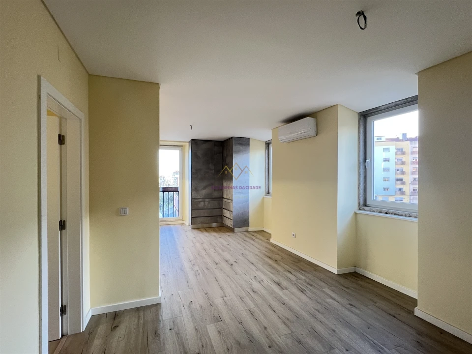 Apartamento T2 para Venda em Massamá e Monte Abraão Foto 6