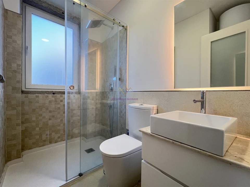 Apartamento T2 para Venda em Massamá e Monte Abraão Foto 12