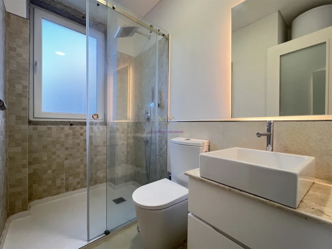 Apartamento T2 para Venda em Massamá e Monte Abraão Foto 12