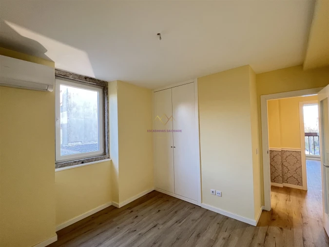 Apartamento T2 para Venda em Massamá e Monte Abraão Foto 11