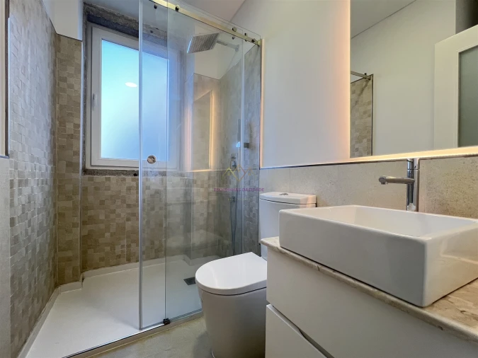 Apartamento T2 para Venda em Massamá e Monte Abraão Foto 9