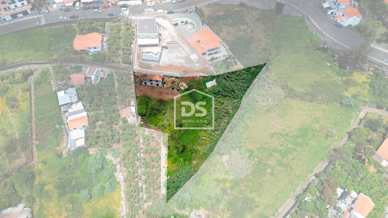 Moradia T3 para Venda em São Martinho Foto 1