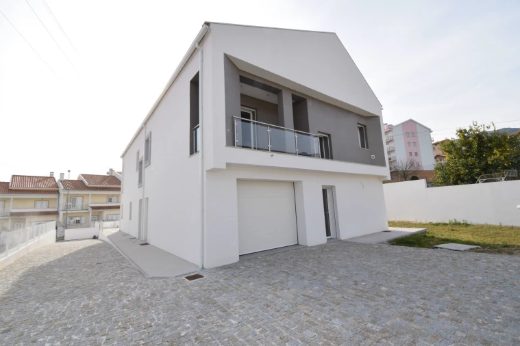 Moradia T4 para Venda em Covilhã e Canhoso Foto 10