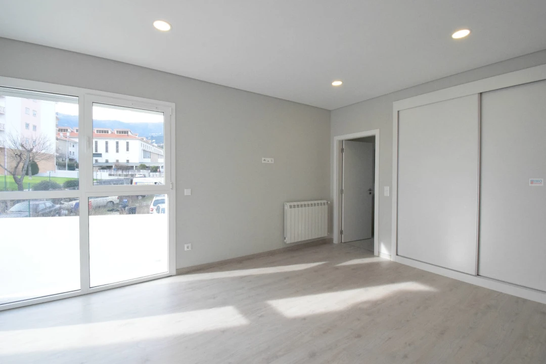 Moradia T4 para Venda em Covilhã e Canhoso Foto 40