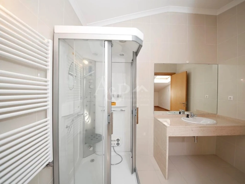 Apartamento T3 para Venda em Viseu Foto 5