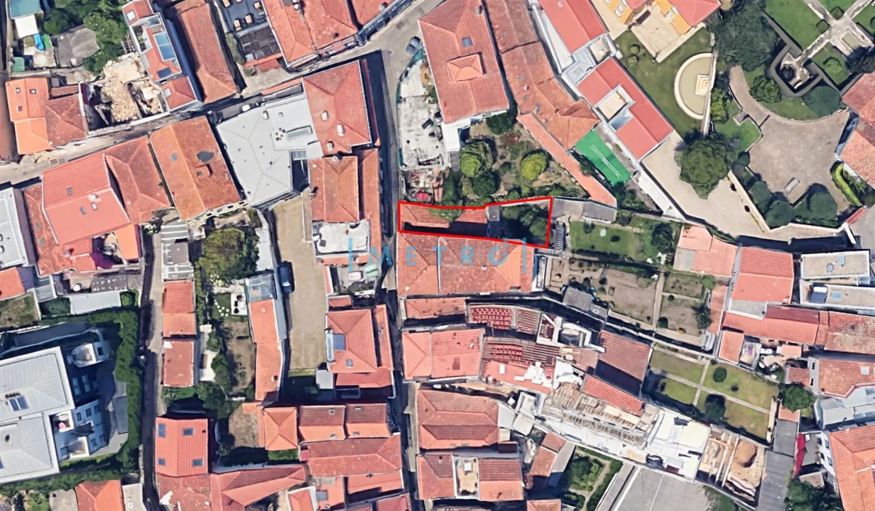 Moradia T0 para Venda em Aldoar, Foz do Douro e Nevogilde Foto 1