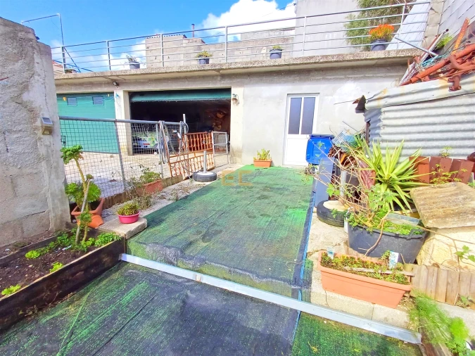 Moradia T4 para Venda em Tavarede Foto 47