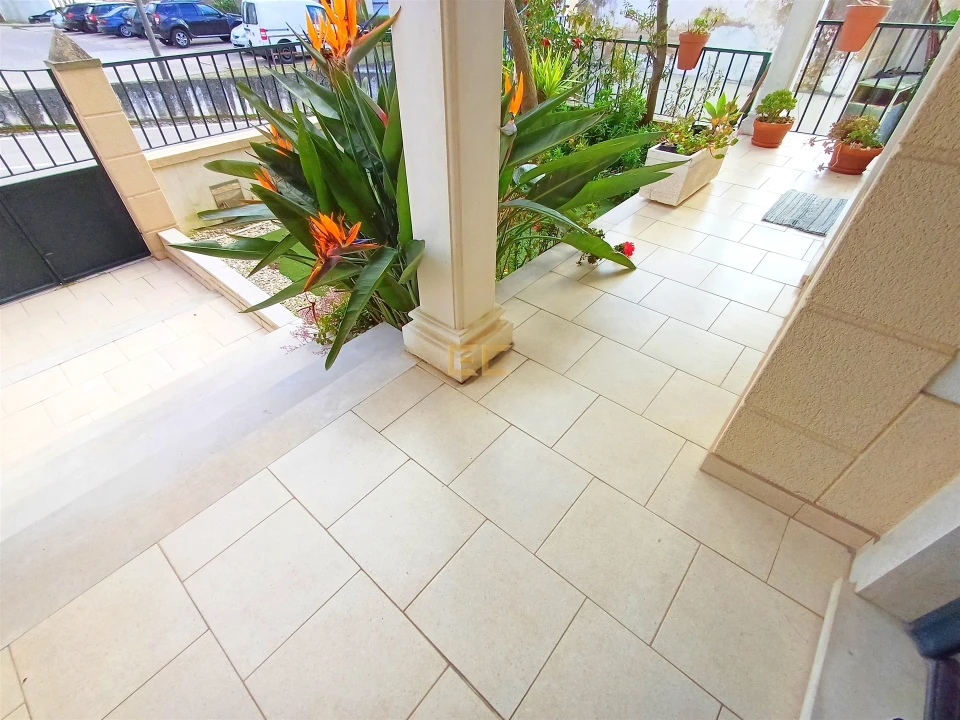 Moradia T4 para Venda em Tavarede Foto 4