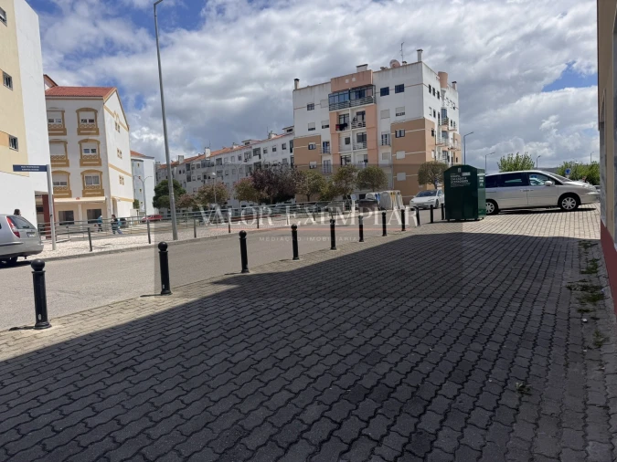 Loja para Arrendamento em Alcochete