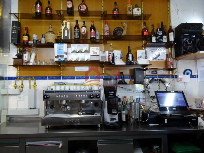 Negócio para Venda em São Pedro da Cadeira Foto 10