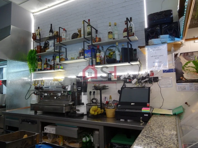 Negócio para Venda em São Pedro da Cadeira Foto 14