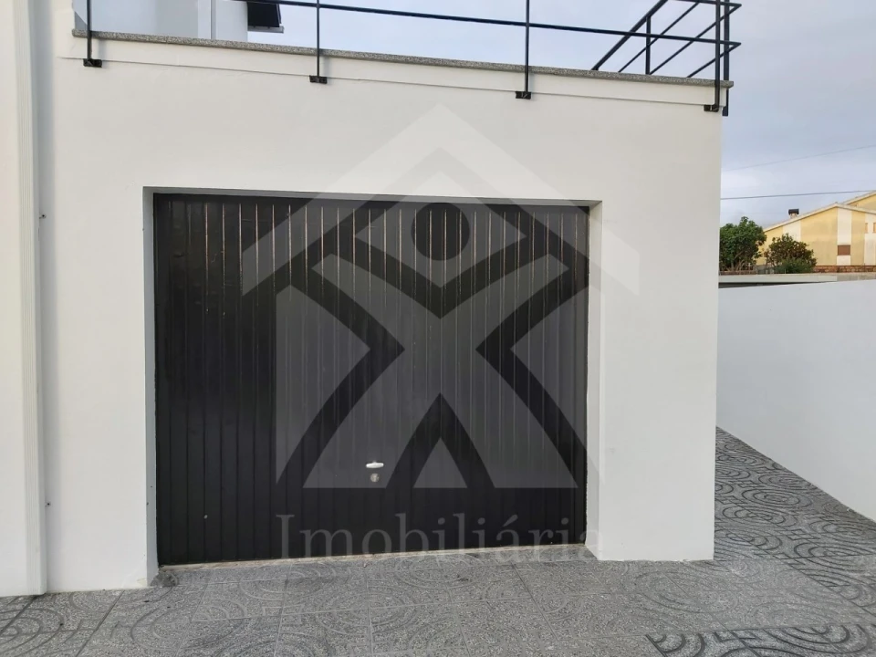 Moradia T3 para Venda em Antas Foto 24