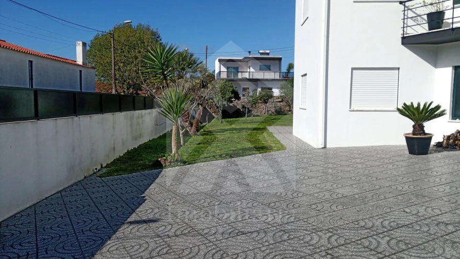 Moradia T3 para Venda em Antas Foto 2