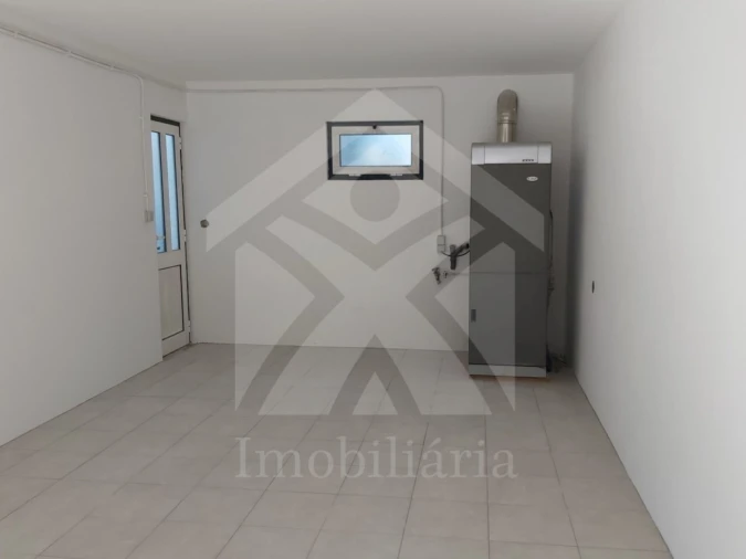 Moradia T3 para Venda em Antas Foto 25