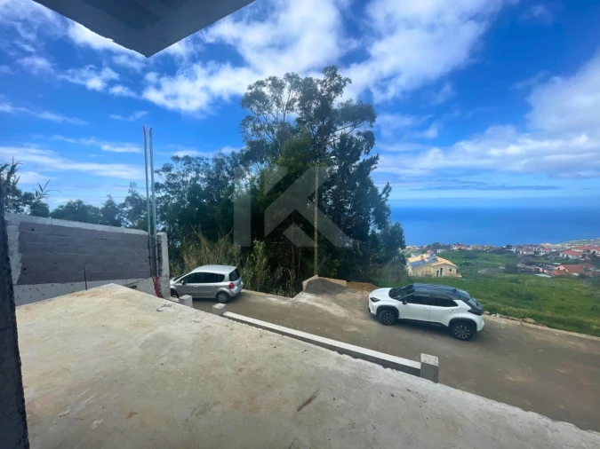 Moradia T3 para Venda em Arco da Calheta Foto 7