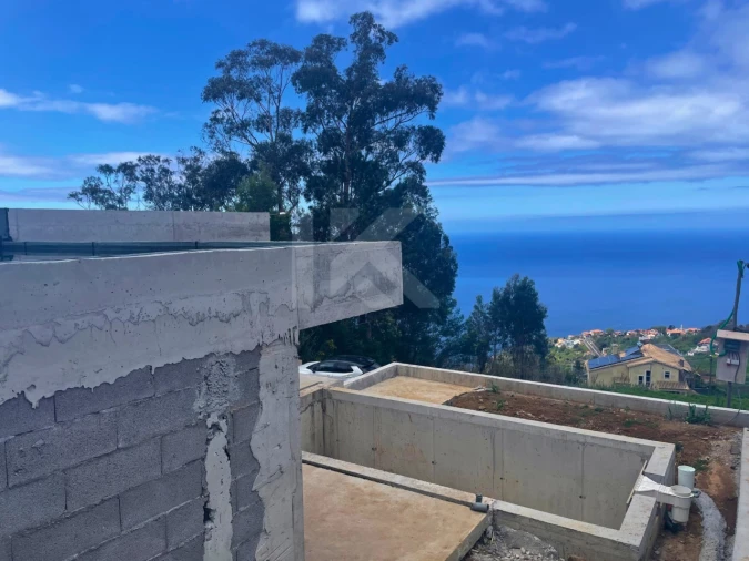 Moradia T3 para Venda em Arco da Calheta Foto 14