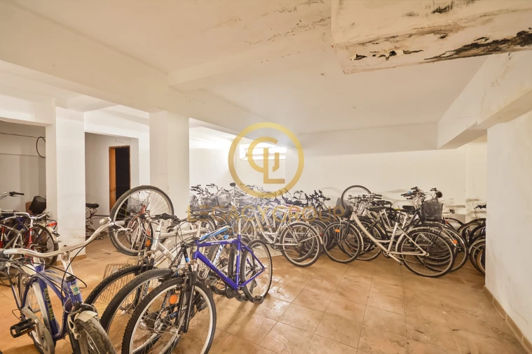 Garagem para Venda em Monte Gordo Foto 6