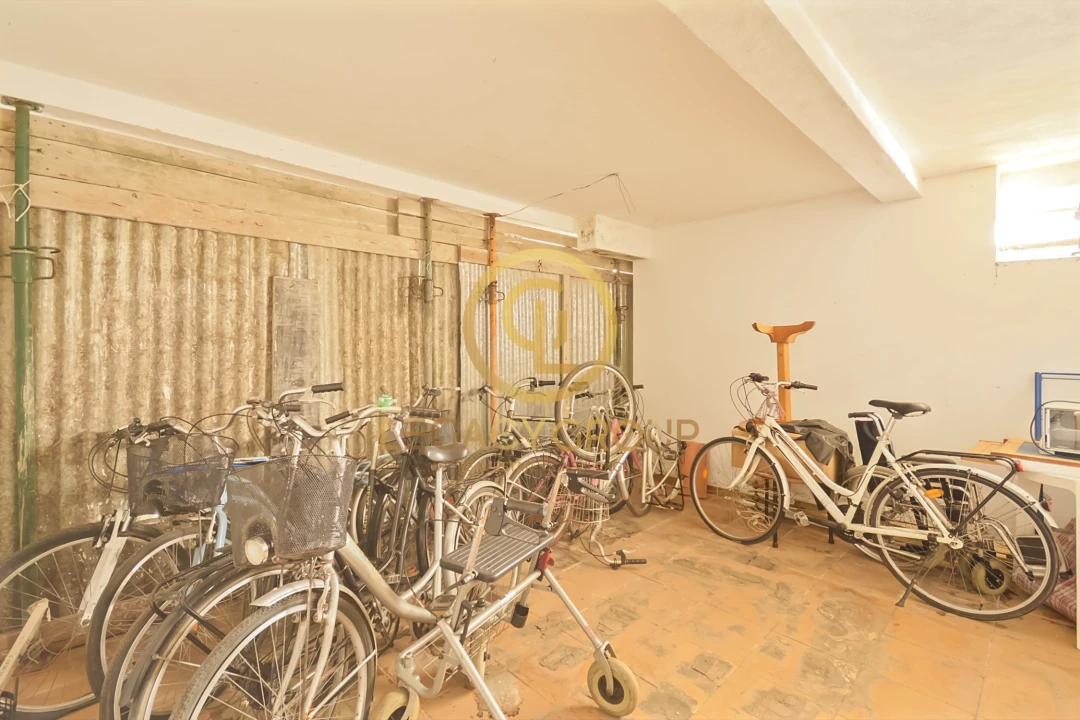 Garagem para Venda em Monte Gordo Foto 10