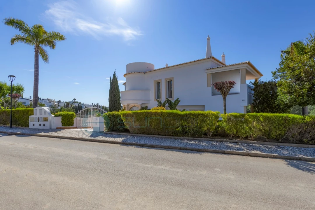 Moradia T4 para Venda em Budens Foto 49