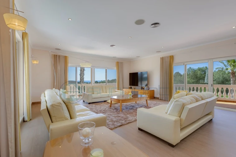 Moradia T4 para Venda em Budens Foto 4